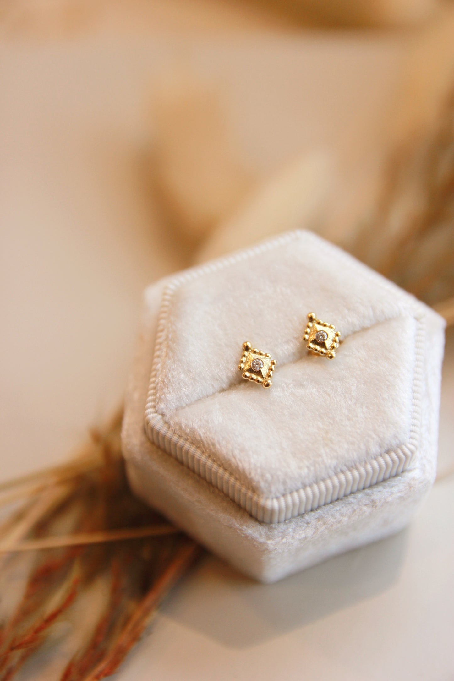 Tekhenu Diamond Stud Earrings